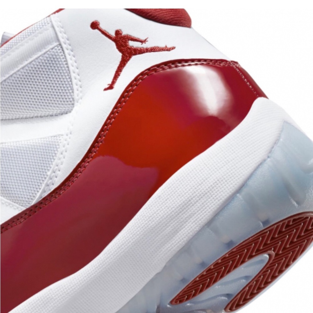 S🚫LD NIB MEN’S AIR JORDAN 11 CHERRY RED SIZE: 9 DROP DATE: 12/10/22 - Picture 15 of 15